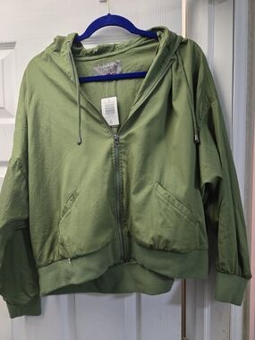 NWT Torrid Olive Green Relaxed Fit Hooded Jacket